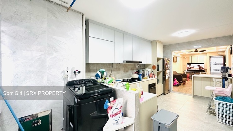 Blk 301 Serangoon Avenue 2 (Serangoon), HDB 3 Rooms #556677231